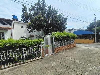 Casa de 3 alcobas en arriendo en Molinos Altos, Floridablanca, 100 m² · foto 2 de 14