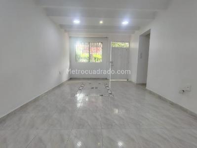 Casa de 3 alcobas en arriendo en Molinos Altos, Floridablanca, 100 m² · foto 3 de 14