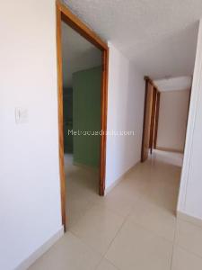 Apartamento de 2 alcobas en venta en Lagos V, Floridablanca, 60 m² · foto 4 de 20