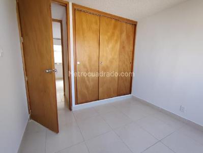Apartamento de 2 alcobas en venta en Lagos V, Floridablanca, 60 m² · foto 10 de 20