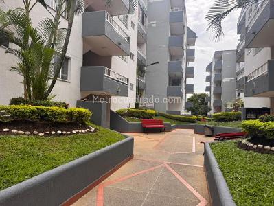 Apartamento de 3 alcobas en venta en Provenza, Bucaramanga, 100 m² · foto 2 de 20
