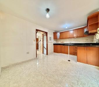 Casa de 3 alcobas en venta en Cañaveral, Floridablanca, 148 m² · foto 3 de 20
