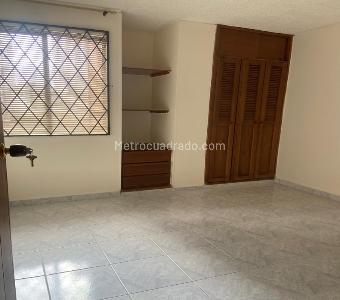 Apartamento de 2 alcobas en venta en La Aurora, Bucaramanga, 66 m² · foto 9 de 11
