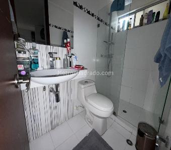 Apartamento de 3 alcobas en venta en Valle De Rio Frio, Floridablanca, 92 m² · foto 7 de 14