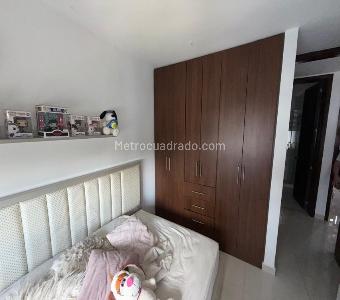 Apartamento de 3 alcobas en venta en Valle De Rio Frio, Floridablanca, 92 m² · foto 10 de 14