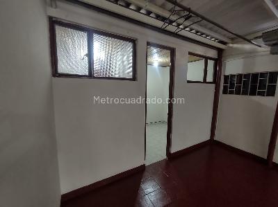 Casa de 5 alcobas en venta en Normandia Occidental, Bogotá, 260 m² · foto 17 de 20