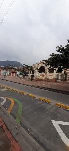 Casa en venta en Las Cruces, Bogotá · foto 2 de 4