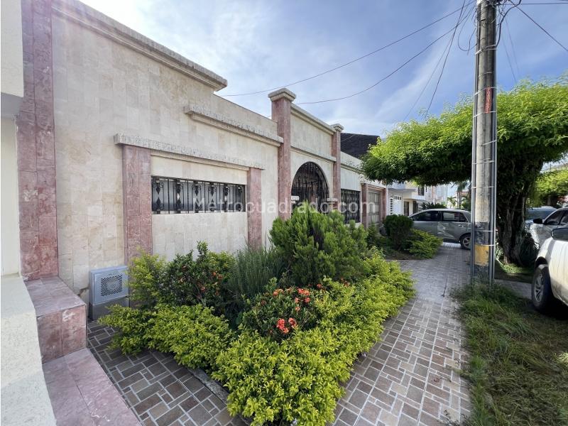 Casa En Venta, Barrio Nuevo Alvernia
