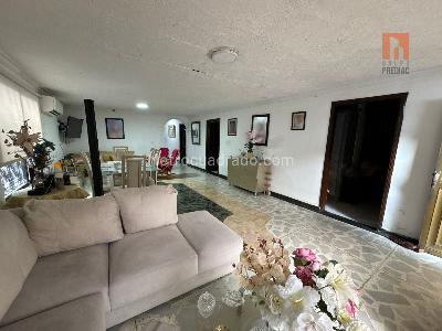 Casa de 4 alcobas en venta en Lucero, Barranquilla, 339 m² · foto 2 de 11