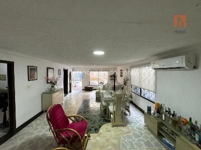 Casa de 4 alcobas en venta en Lucero, Barranquilla, 339 m² · foto 3 de 11