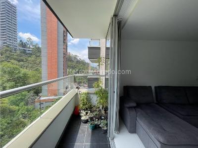 Apartamento en venta en Loma Del Indio, Medellín · foto 10 de 17