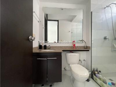 Apartamento en venta en Loma Del Indio, Medellín · foto 12 de 17
