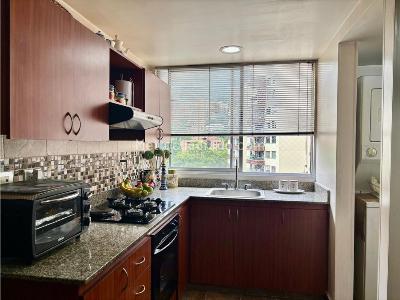 Apartamento de 4 alcobas en venta en El Poblado, Medellín, 123 m² · foto 12 de 20