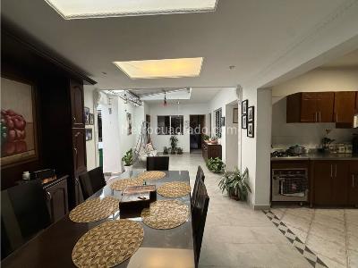 Casa de 4 alcobas en venta en Belen Los Alpes, Medellín, 416 m² · foto 11 de 17