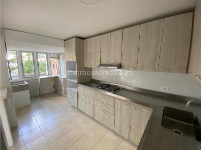 Apartamento en venta en Suramericana, Medellín · foto 3 de 20