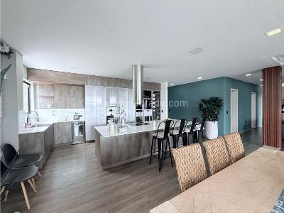 Casa de 5 alcobas en venta en Alto De Las Palmas, Envigado, 358 m² · foto 4 de 20