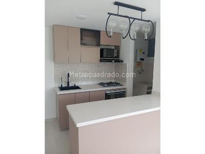 Apartamento en venta en Itagui, Itagüí · foto 2 de 20