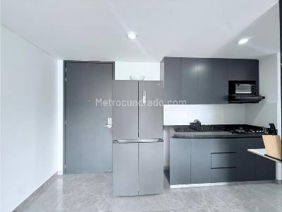 Apartamento de 3 alcobas en venta en Sabaneta, Sabaneta, 74 m² · foto 4 de 19