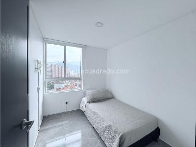 Apartamento de 3 alcobas en venta en Sabaneta, Sabaneta, 74 m² · foto 13 de 19