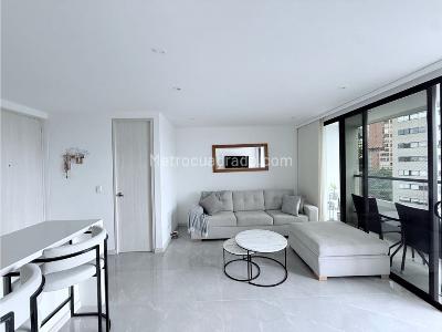 Apartamento en venta en El Poblado Castropol, Medellín · foto 14 de 20