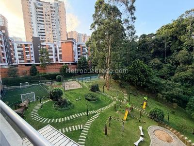 Apartamento de 3 alcobas en venta en Loma De Las Brujas, Envigado, 128 m² · foto 19 de 20