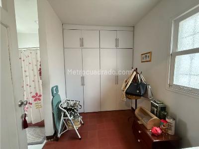 Casa de 5 alcobas en venta en Laureles, Medellín, 439 m² · foto 17 de 20