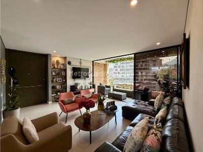 Apartamento de 3 alcobas en venta en Poblado San Lucas, Medellín, 162 m² · foto 3 de 19