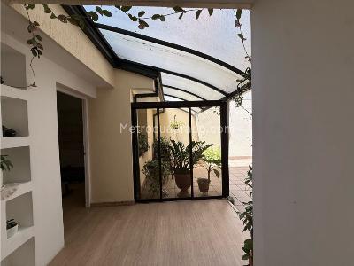 Apartamento en venta en Laureles, Medellín · foto 8 de 20