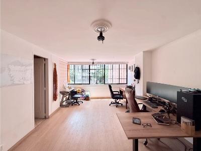 Apartamento en venta en Laureles, Medellín · foto 11 de 20