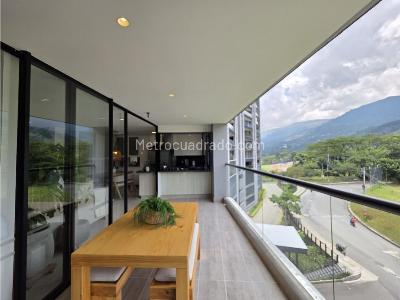 Apartamento en venta en Loma De Las Brujas, Envigado · foto 3 de 19