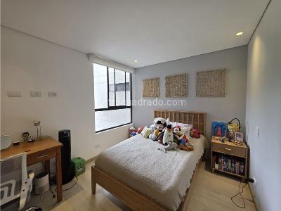 Apartamento en venta en Loma De Las Brujas, Envigado · foto 13 de 19