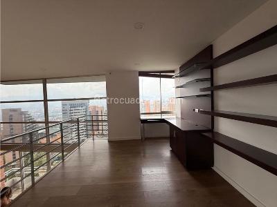 Apartamento de 3 alcobas en venta en Los Naranjos, Medellín, 169 m² · foto 13 de 20