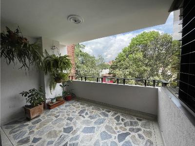 Apartamento en venta en Laureles, Medellín · foto 13 de 20