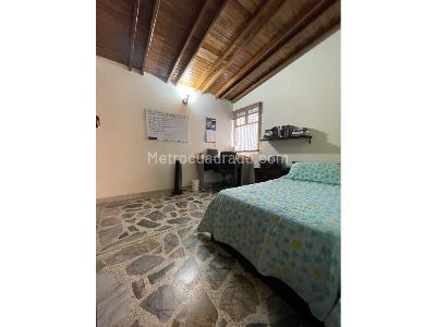 Apartamento en venta en Laureles, Medellín · foto 14 de 20
