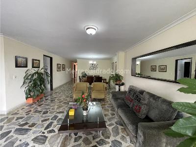 Apartamento en venta en Laureles, Medellín · foto 16 de 20