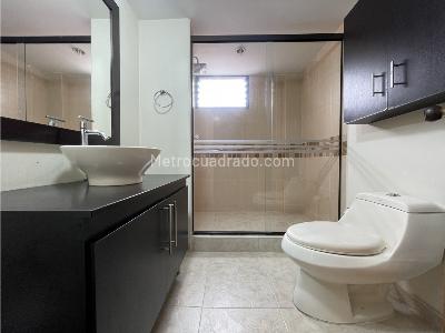 Apartamento en venta en Laureles, Medellín · foto 3 de 20