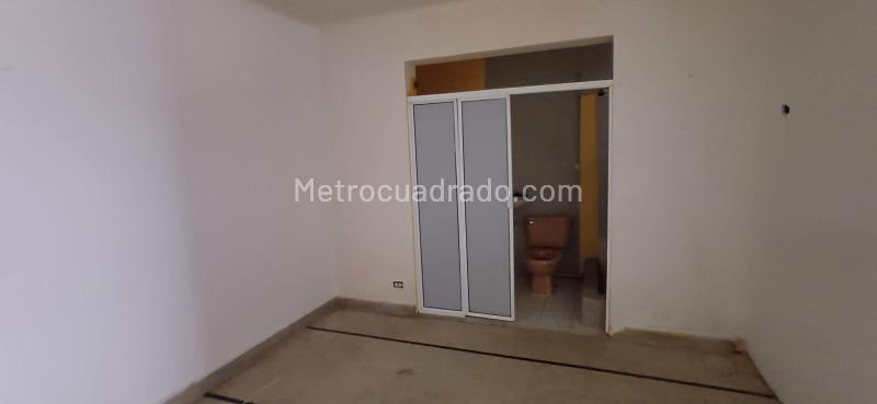 Commercial House for Rent in Prado - 2