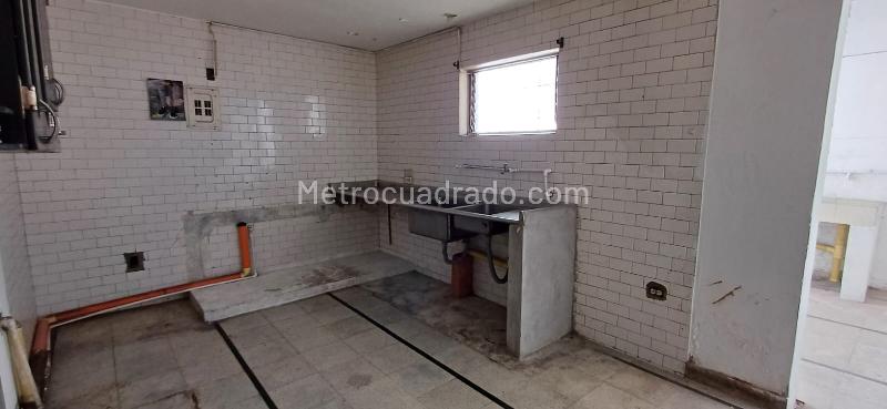 Commercial House for Rent in Prado - 4
