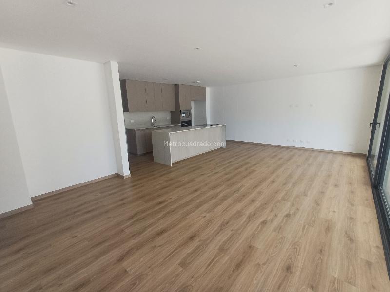 2BR Apartment in Sajonia (185 m²) - 5