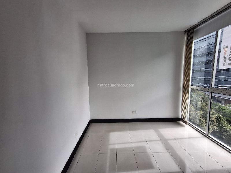 Apartamento Cómodo de 2 Alcobas cerca a San Fernando Plaza - 9