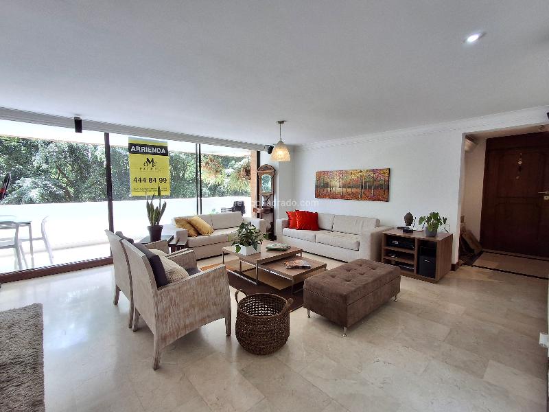 Luxury 4BR Apartment in Loma De Los Balsos - 4