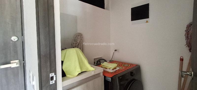 Duplex 2BR Apartment for Rent in Retiro - 5