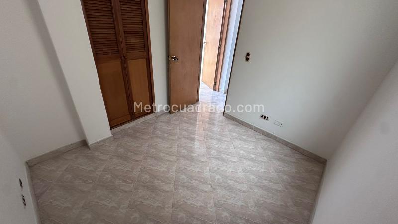 Spacious 5BR Apartment in Estadio - 7