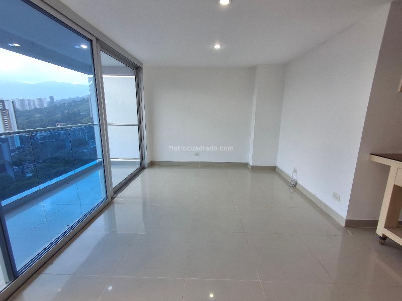 3BR Apartment in Las Lomitas (73 m²) - 2