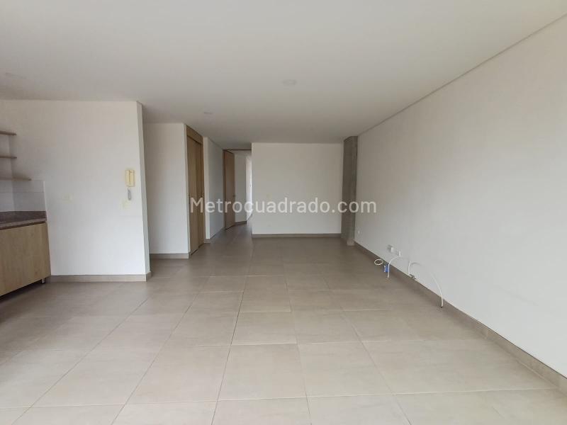 Estudio Sencillo de 1 Alcoba en Arriendo en Laureles