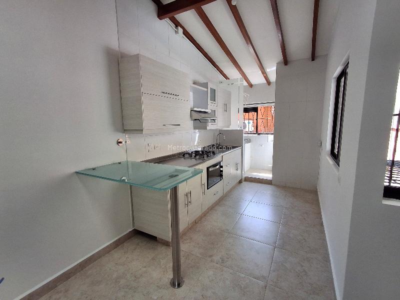 2BR Apartment in Laureles (60 m²)