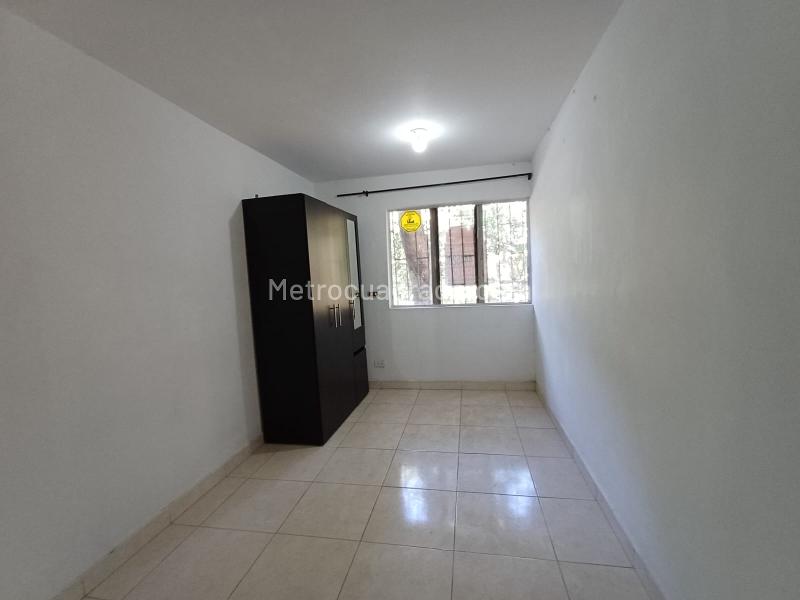 1BR Studio Apartment for Rent in Campo Amor (35 m²) - 3