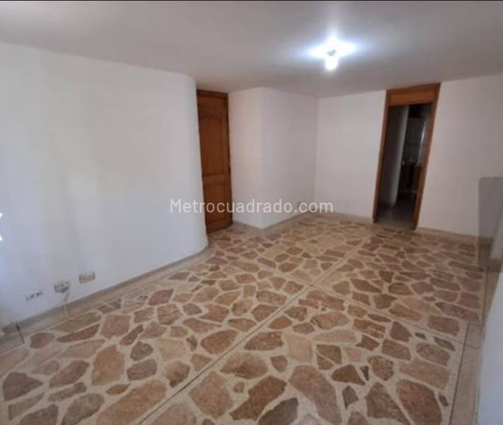 Beautiful 3BR Apartment for Rent in Laureles Estadio - 3