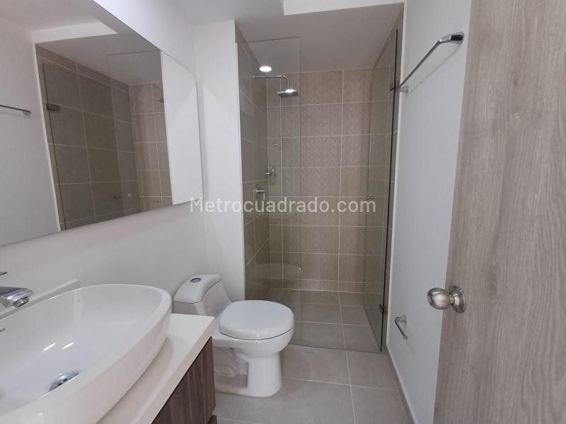 Functional 3BR Apartment in San Diego Medellin - 4