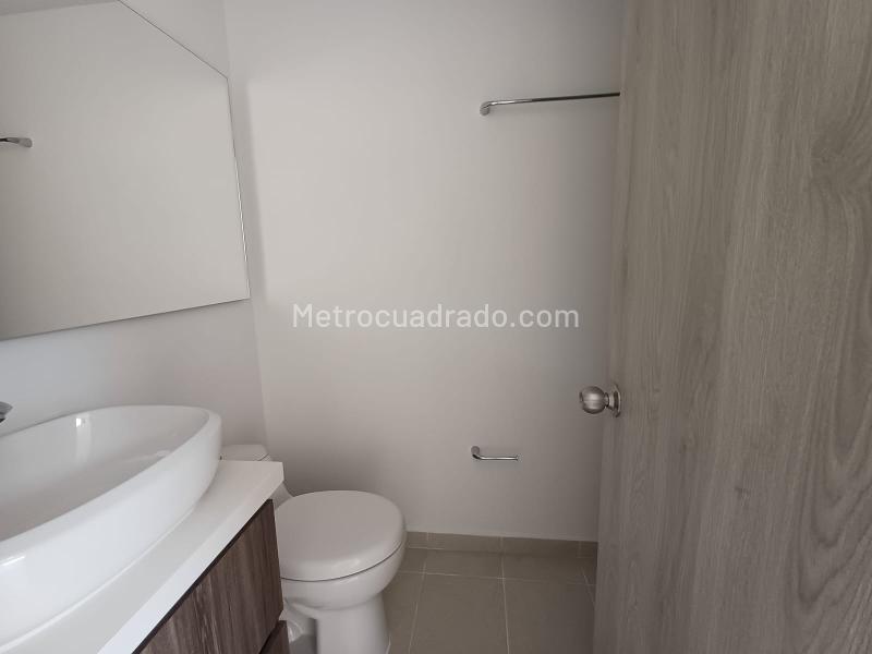 Functional 3BR Apartment in San Diego Medellin - 5